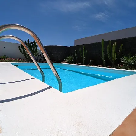 Casa Marta, Private Pool, Free Wifi فيلة