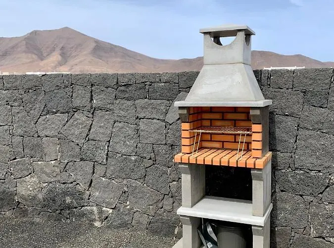 Casa Marta, Private Pool, Free Wifi * Playa Blanca (Lanzarote)